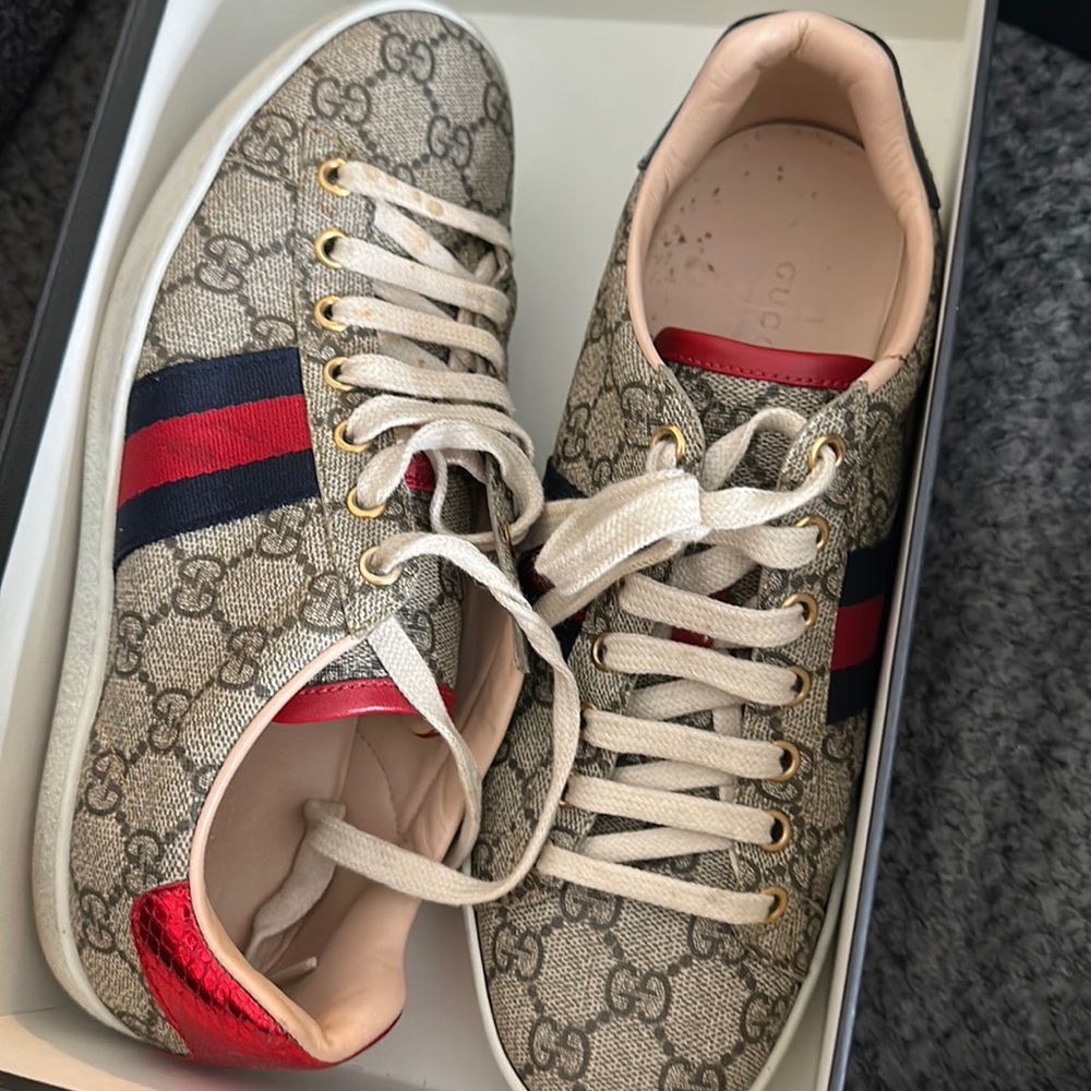 Gucci sneakers
